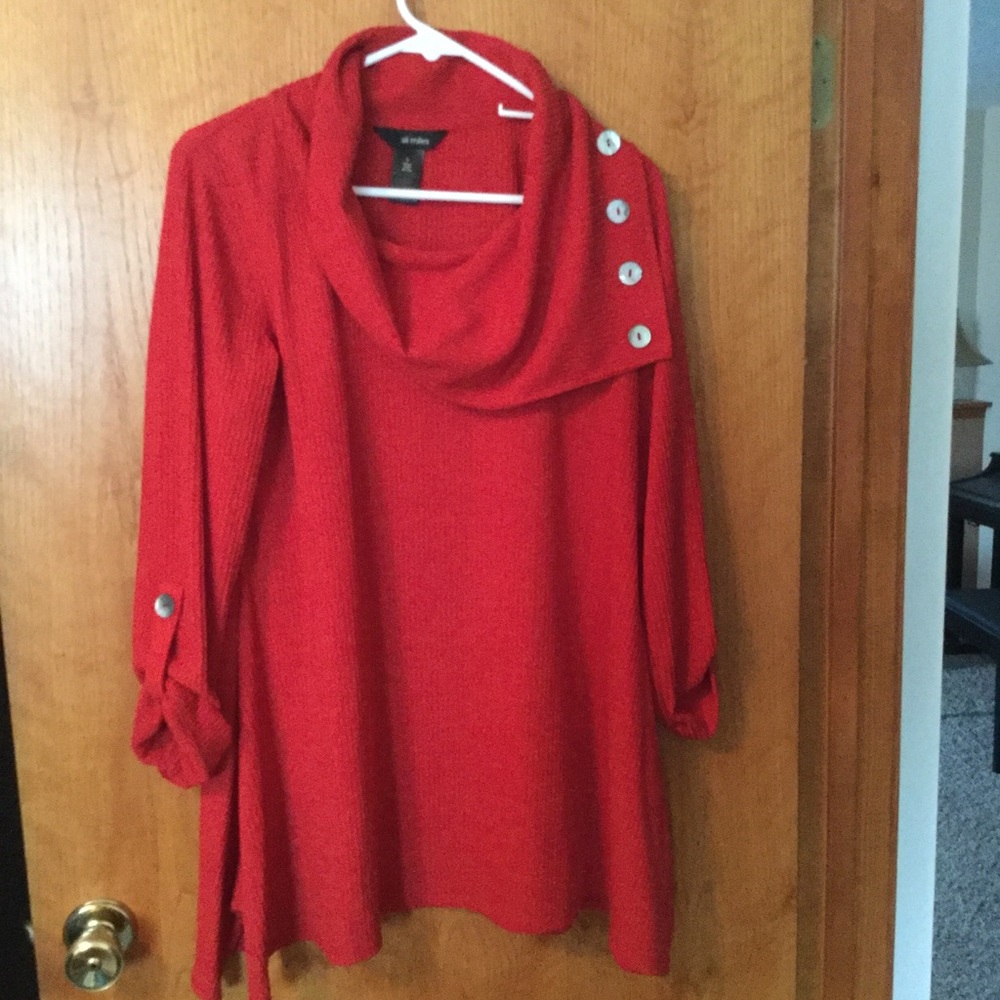 Lightweight Red flared tunic